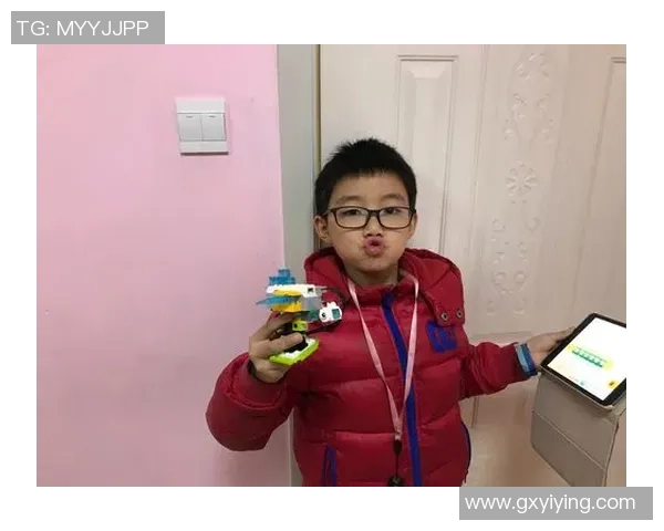 足球明星Q版人偶的魅力与创意设计探索之旅 足球明星Q版人偶的魅力与创意设计探索之旅