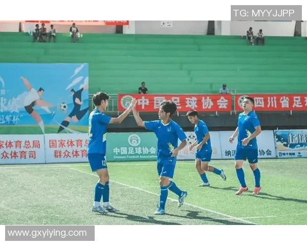 成都足球队灵活性变革引发热议助力球队新篇章 成都足球队灵活性变革引发热议助力球队新篇章