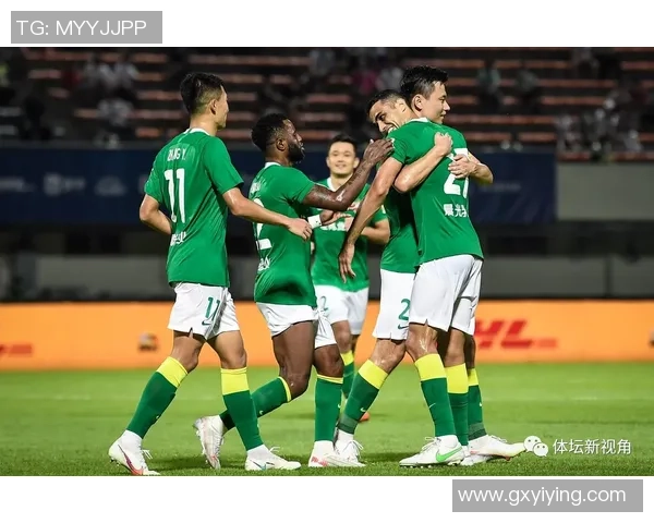 重庆篮球队在世界锦标赛积分榜上以75分稳居第一名展现强劲实力 重庆篮球队在世界锦标赛积分榜上以75分稳居第一名展现强劲实力